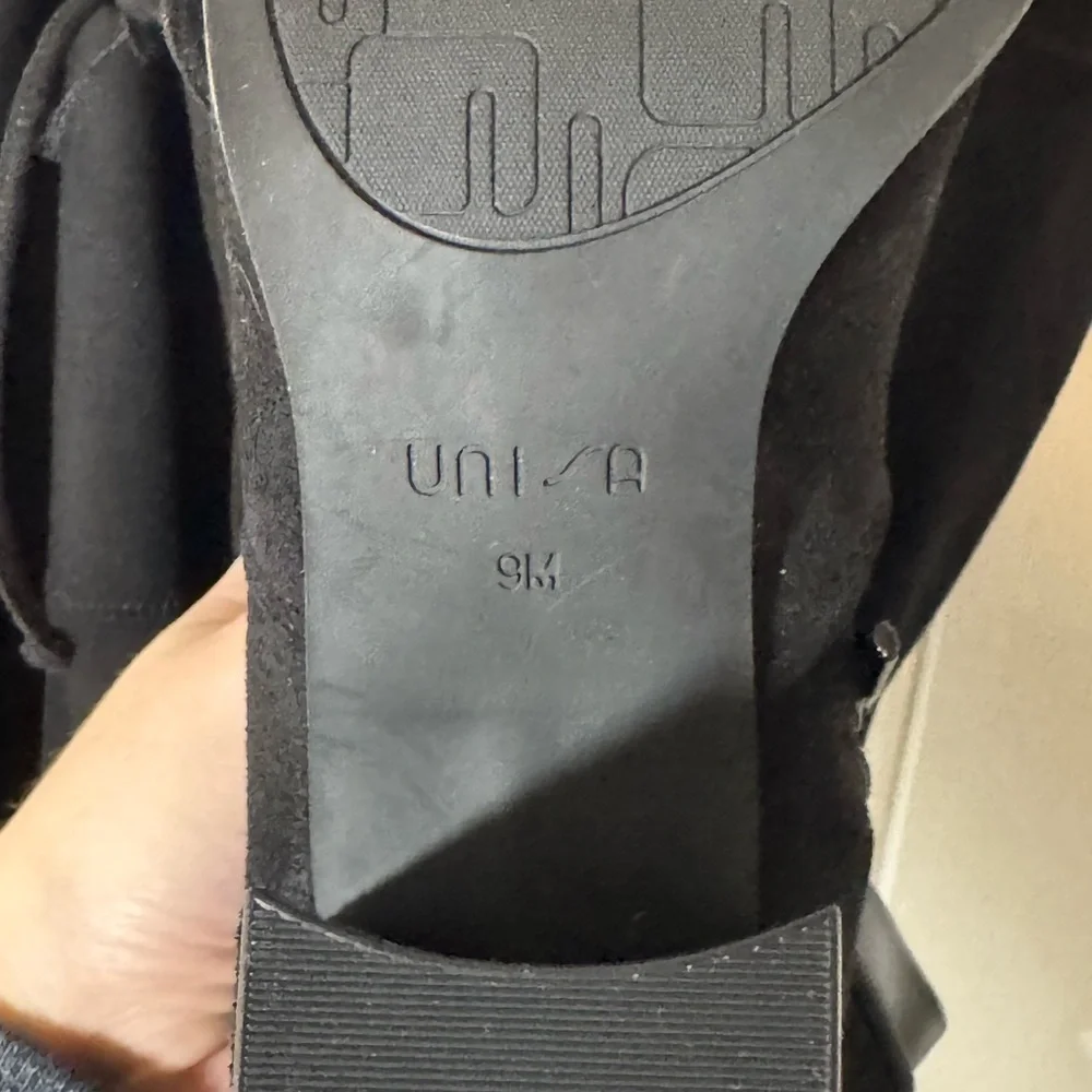 Unisa Sleek Black Quesia Over-the-Knee Boots